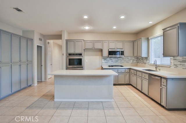 Detail Gallery Image 12 of 25 For 13224 Yellowwood St, Moreno Valley,  CA 92553 - 3 Beds | 2 Baths