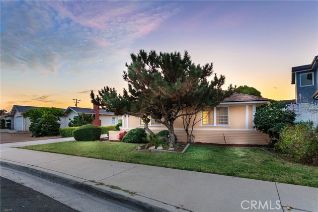 Detail Gallery Image 4 of 52 For 2349 Westcott Ave, Monterey Park,  CA 91754 - 3 Beds | 2 Baths