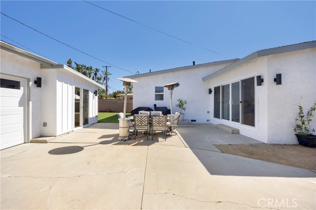 2430 Marber Avenue, Long Beach CA: https://media.crmls.org/medias/a20177f3-a5e7-46e0-94c3-9206e50b5162.jpg