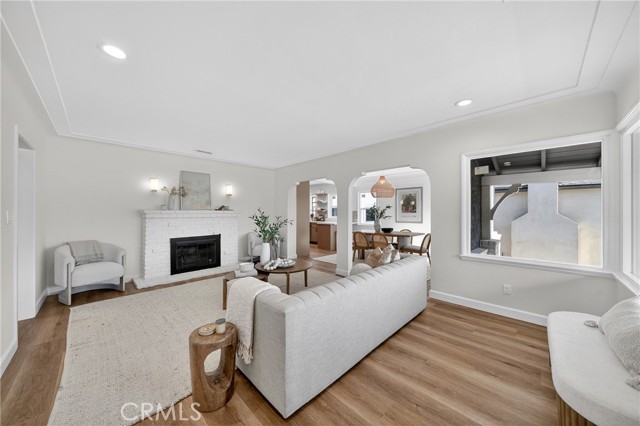 Detail Gallery Image 5 of 55 For 6133 W 83rd, Los Angeles,  CA 90045 - 3 Beds | 2 Baths