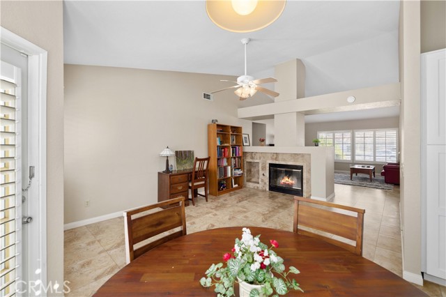 Detail Gallery Image 17 of 31 For 44239 Fenner, Lancaster,  CA 93536 - 3 Beds | 2 Baths