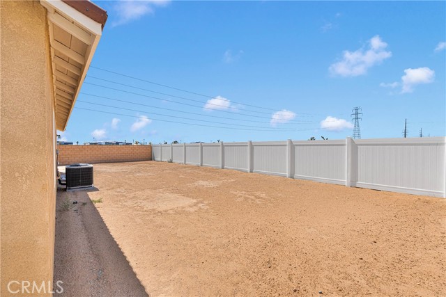 Detail Gallery Image 30 of 33 For 10110 Kemper Ave, Adelanto,  CA 92301 - 4 Beds | 2/1 Baths