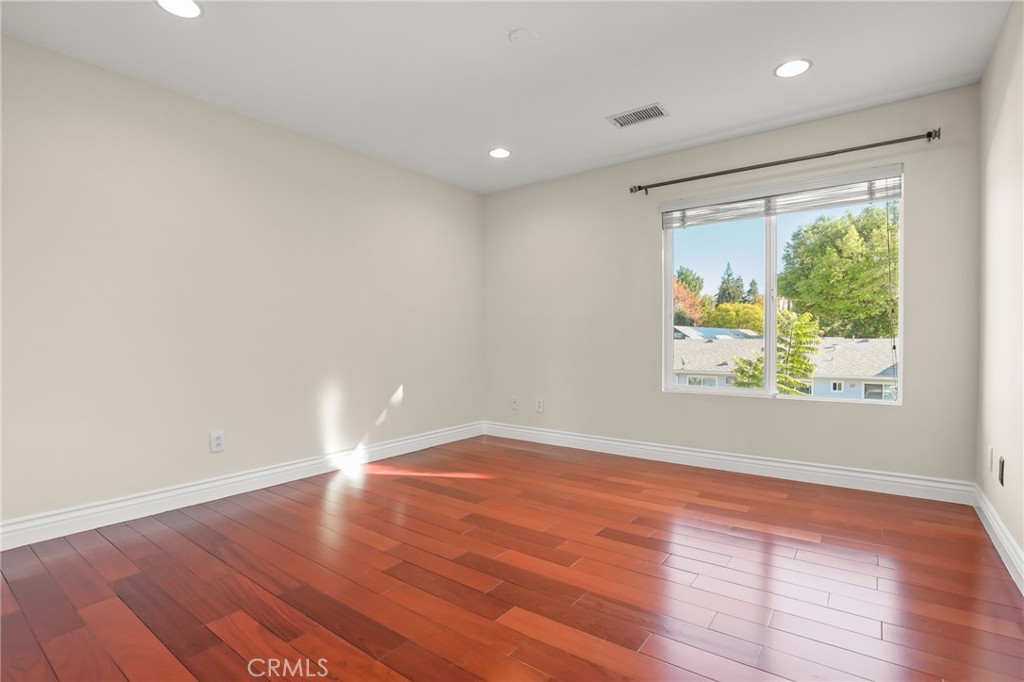 MLS #SR25263348 image #36