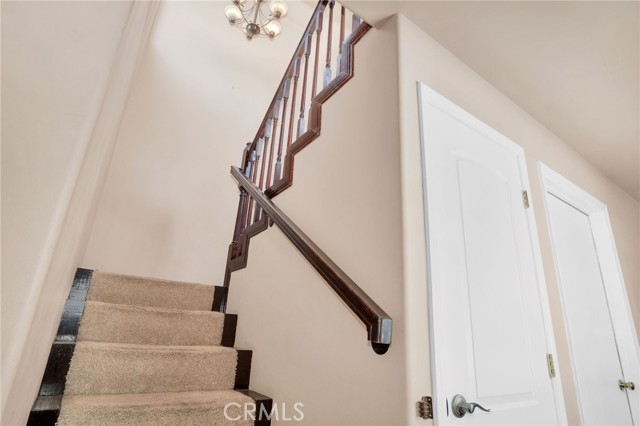 Detail Gallery Image 23 of 41 For 829 Cooper Ave, Los Angeles,  CA 90042 - 6 Beds | 3 Baths