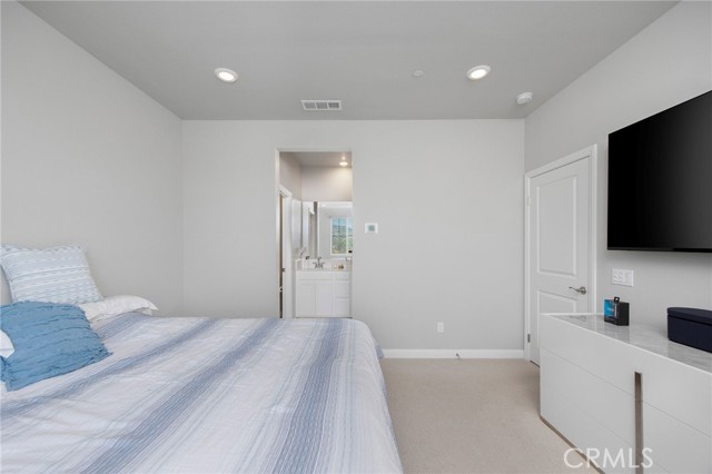 1414 Sea Lane, San Pedro CA: https://media.crmls.org/medias/a203fc76-d2d9-4fcf-9c29-ca1500f53d22.jpg