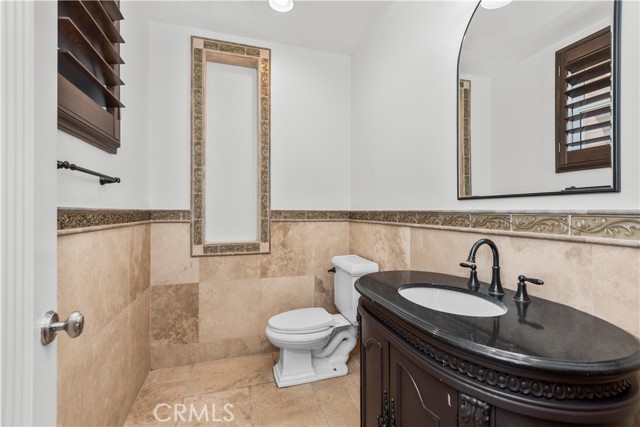 Detail Gallery Image 17 of 69 For 17832 Canyonwood Dr, Riverside,  CA 92504 - 4 Beds | 3/1 Baths