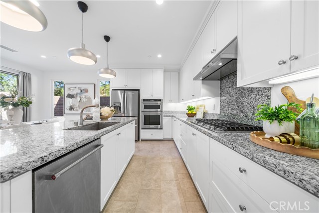 Detail Gallery Image 17 of 50 For 121 Toretta, Irvine,  CA 92602 - 4 Beds | 3 Baths