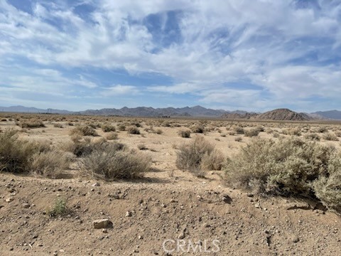 Detail Gallery Image 2 of 3 For 0 North Side Rd, Lucerne Valley,  CA 92356 - – Beds | – Baths