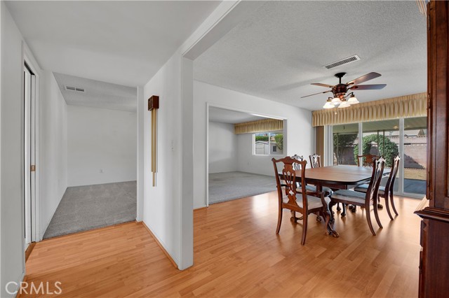 Detail Gallery Image 13 of 46 For 28057 Saint Marys, Menifee,  CA 92586 - 2 Beds | 2 Baths