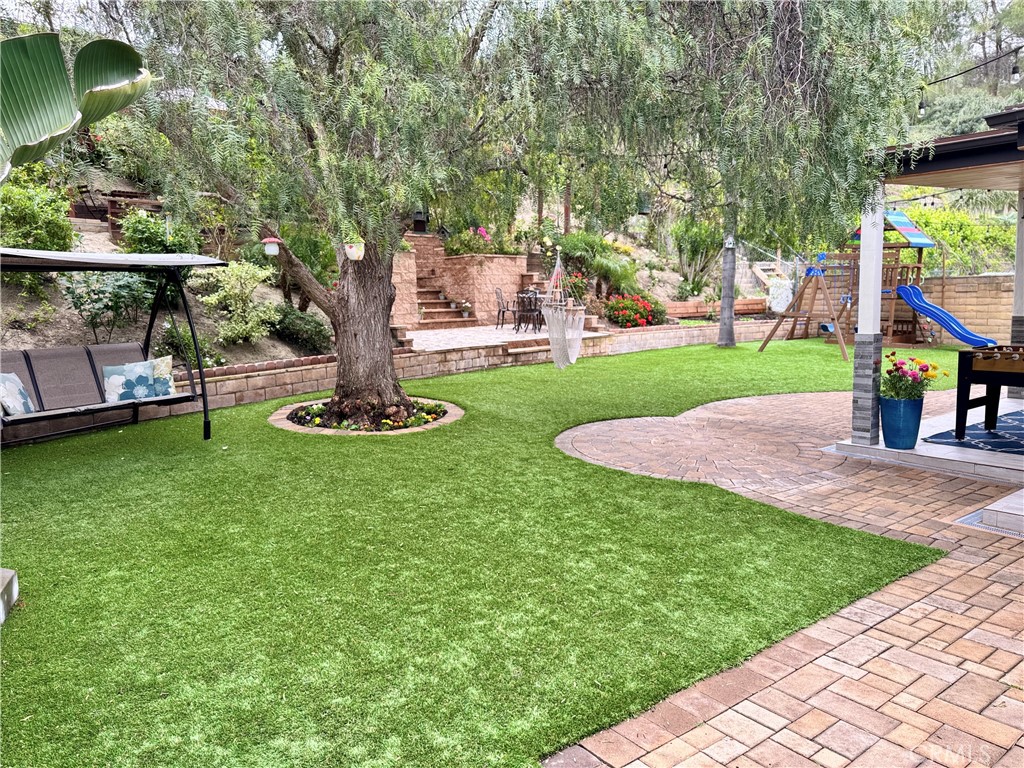 https://media.crmls.org/medias/a207f4f6-6833-4711-9985-61aaf9b1df9a.jpg?preset=X-Large
