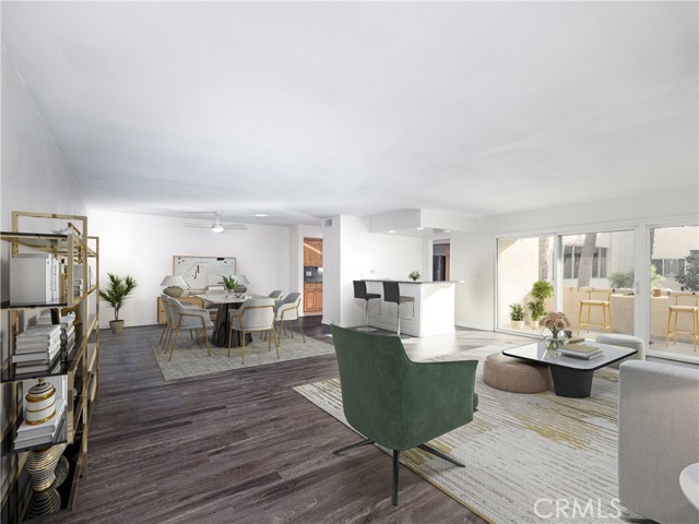 Detail Gallery Image 5 of 28 For 5411 Tyrone, Sherman Oaks,  CA 91401 - 3 Beds | 3 Baths