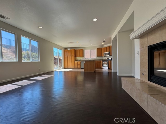 Detail Gallery Image 7 of 23 For 31973 Browning St, Murrieta,  CA 92563 - 4 Beds | 2/1 Baths