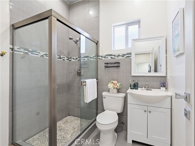 Detail Gallery Image 30 of 45 For 15801 Chatsworth, Granada Hills,  CA 91344 - – Beds | – Baths