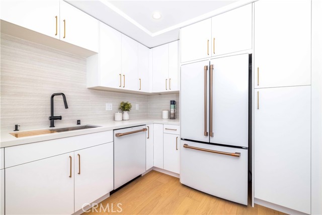 Detail Gallery Image 9 of 32 For 4378 Georgia St, San Diego,  CA 92103 - 4 Beds | 4/1 Baths