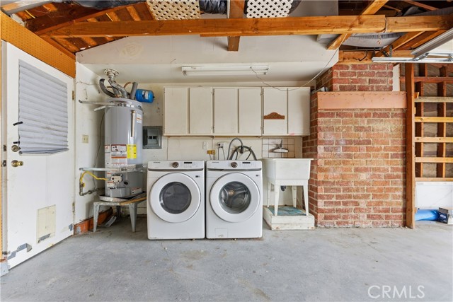 Detail Gallery Image 38 of 39 For 8443 Remmet, Canoga Park,  CA 91304 - 3 Beds | 2 Baths