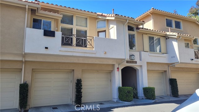 9 Camino Del Oro, Rancho Santa Margarita CA: https://media.crmls.org/medias/a20a375c-bde3-48a0-81c1-db85ba0b7bbf.jpg