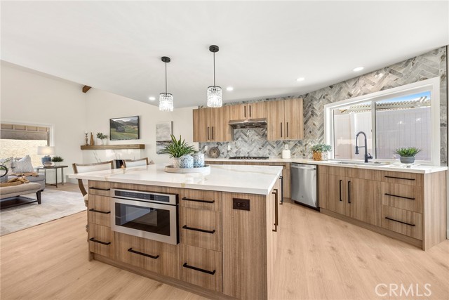 Detail Gallery Image 23 of 56 For 3412 E Longridge Dr, Orange,  CA 92867 - 4 Beds | 4 Baths