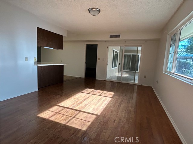 25915 Warwick Road, Menifee CA: https://media.crmls.org/medias/a20ab4c2-f711-4011-b817-08d57381a6b2.jpg