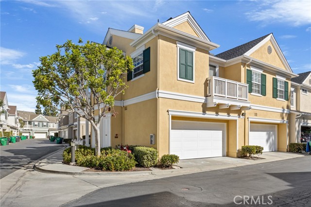 Detail Gallery Image 1 of 35 For 102 Strawflower St, Ladera Ranch,  CA 92694 - 2 Beds | 2 Baths