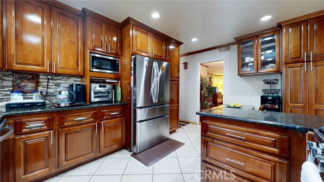 Detail Gallery Image 18 of 50 For 11726 Balboa Bld, Granada Hills,  CA 91344 - 3 Beds | 2 Baths