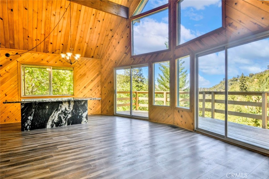 MLS #IV25133674 image #18