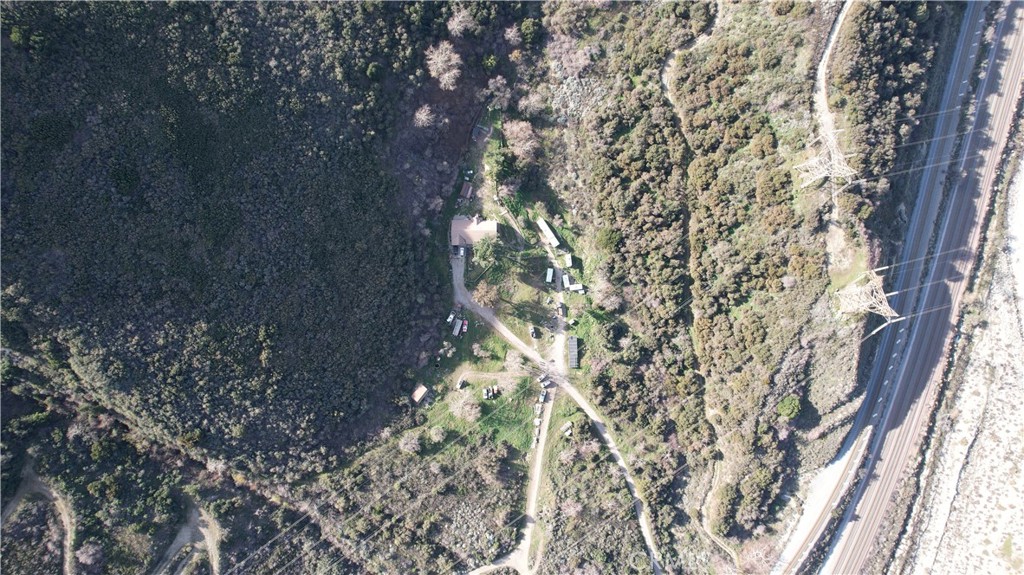 https://media.crmls.org/medias/a20bb5cd-698f-4c68-98bb-9bbd3b321f6e.jpg?preset=X-Large