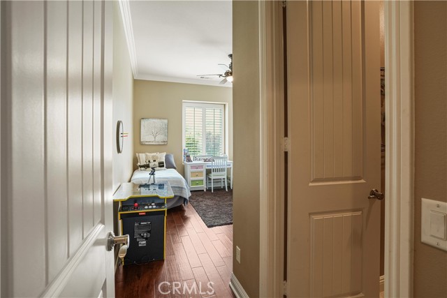 26935 Cotswold Drive, Canyon Country CA: https://media.crmls.org/medias/a20c3542-57b5-497e-b15d-27cf270428e0.jpg