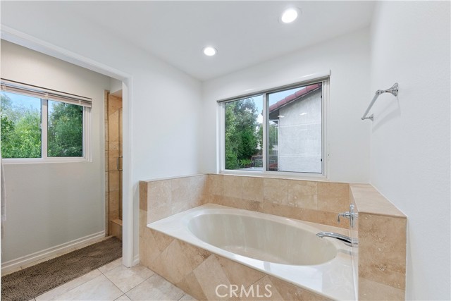 Detail Gallery Image 30 of 43 For 24411 Highlander Rd, West Hills,  CA 91307 - 5 Beds | 2/1 Baths