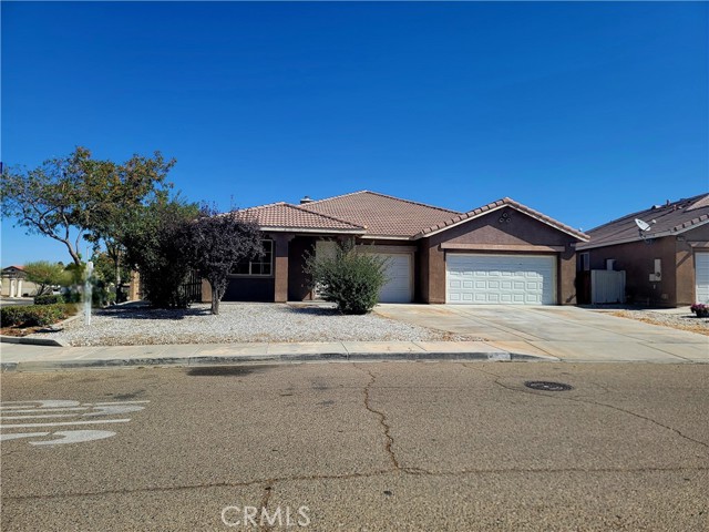 Detail Gallery Image 1 of 45 For 12912 Amador St, Victorville,  CA 92392 - 4 Beds | 2 Baths