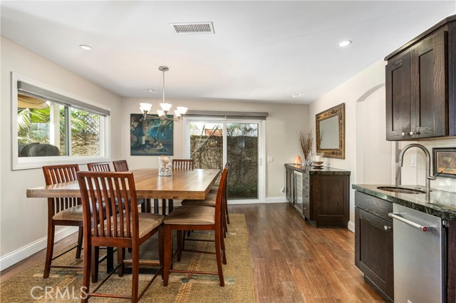 Detail Gallery Image 14 of 33 For 3165 Bermuda Dr, Costa Mesa,  CA 92626 - 3 Beds | 2 Baths