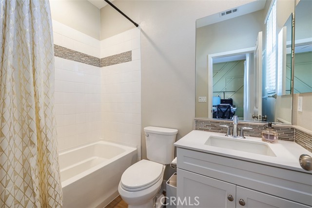 Detail Gallery Image 24 of 47 For 541 W Foothill Blvd. #94,  Glendora,  CA 91741 - 2 Beds | 2/1 Baths