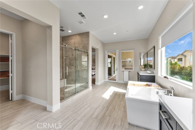 Detail Gallery Image 29 of 51 For 114 Crossover, Irvine,  CA 92618 - 5 Beds | 5/2 Baths