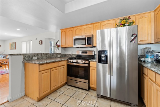 530 W Stocker Street, Glendale CA: https://media.crmls.org/medias/a21018d1-dab9-4547-9b53-80c11386a44c.jpg