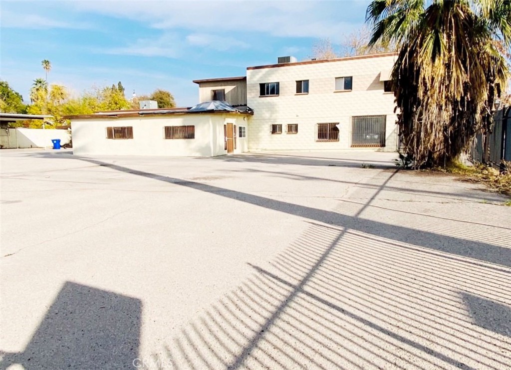 MLS #DW25107597 img 2