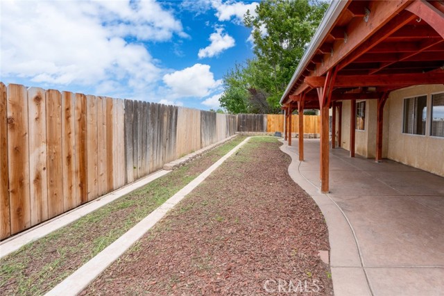 2083 Hastings Drive, Los Banos CA: https://media.crmls.org/medias/a211e77b-b225-47e2-b395-3a473e37615e.jpg
