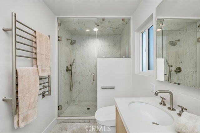 Detail Gallery Image 9 of 15 For 3420 Alma Ave, Manhattan Beach,  CA 90266 - 3 Beds | 3 Baths