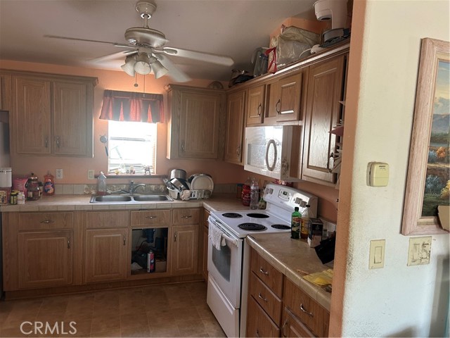 Detail Gallery Image 6 of 31 For 50212 Cedar Drive, Morongo Valley,  CA 92256 - 3 Beds | 2 Baths