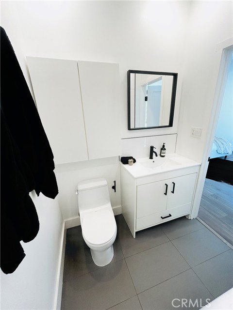 5437 Ventura Canyon Avenue, Sherman Oaks CA: https://media.crmls.org/medias/a212f11d-ba89-4b0c-b4bf-5b0a616d4b10.jpg