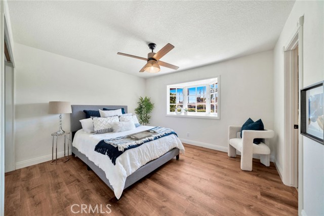 15372 Shasta Lane, Huntington Beach CA: https://media.crmls.org/medias/a21370af-26f5-403b-8214-7e59f3abaaa7.jpg