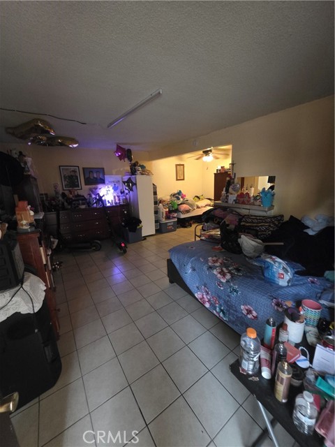 602 E Wilhelmina Street, Anaheim CA: https://media.crmls.org/medias/a2151566-061a-4d02-b70e-b060565514a7.jpg
