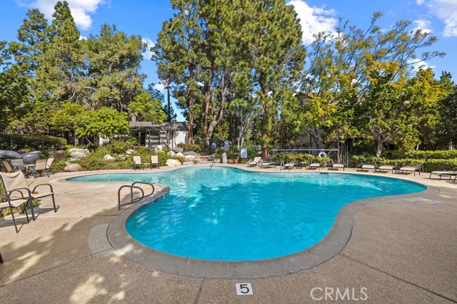 Image 29 of 35 For 2522 Macarthur