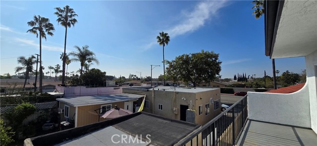 840 S Anaheim Boulevard, Anaheim CA: https://media.crmls.org/medias/a215d61c-4da8-4a37-bd8a-a3105dc00750.jpg