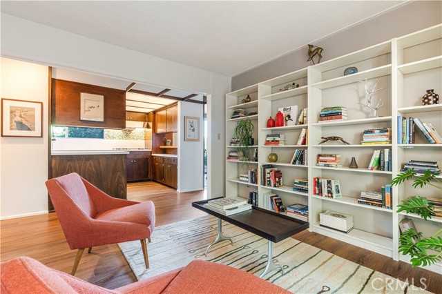 4380 Canyon Crest Road, Altadena CA: https://media.crmls.org/medias/a2164200-14c9-41ca-a79f-0197b1f20b68.jpg