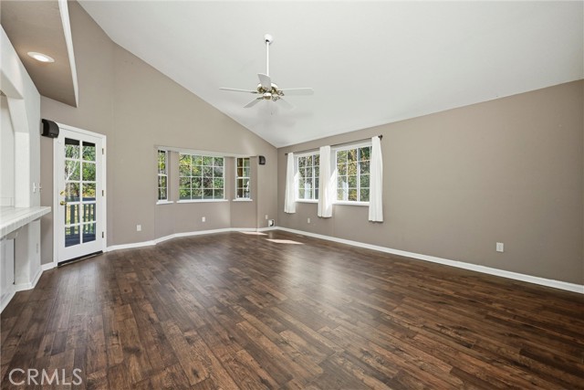 Detail Gallery Image 12 of 35 For 18168 Deer Hill Rd, Hidden Valley Lake,  CA 95467 - 3 Beds | 2 Baths