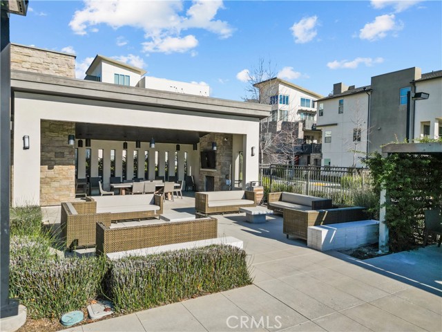 Detail Gallery Image 54 of 56 For 19542 Empire Ln, Northridge,  CA 91324 - 4 Beds | 4 Baths