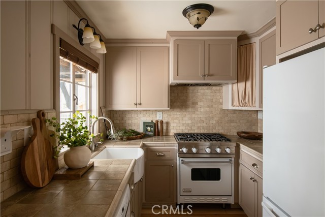 Detail Gallery Image 25 of 38 For 313 John Muir Rd, Lake Arrowhead,  CA 92352 - 3 Beds | 2/2 Baths