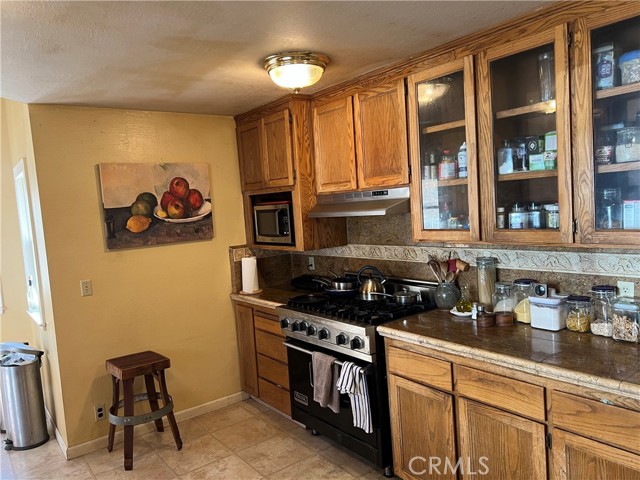 Detail Gallery Image 18 of 61 For 13449 Anderson Rd, Lower Lake,  CA 95457 - 4 Beds | 3 Baths