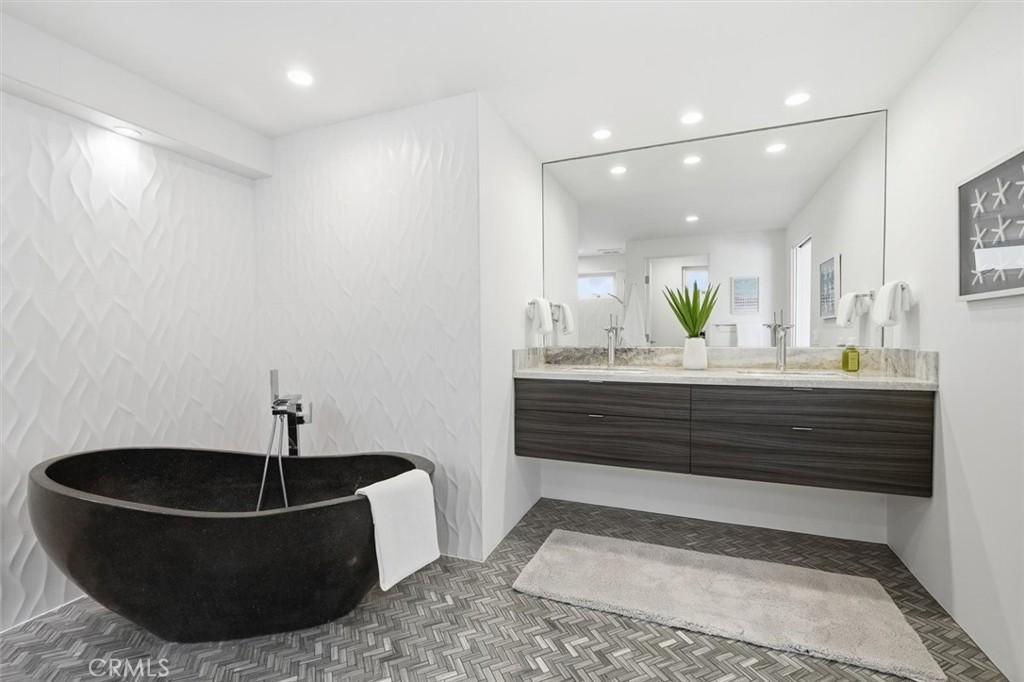 MLS #PV25245913 image #30