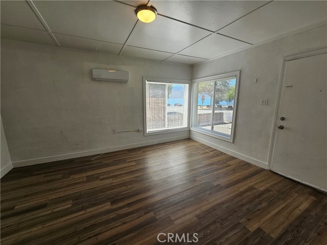 Detail Gallery Image 7 of 11 For 116 Kellogg St #C,  Lake Elsinore,  CA 92530 - 1 Beds | 1 Baths