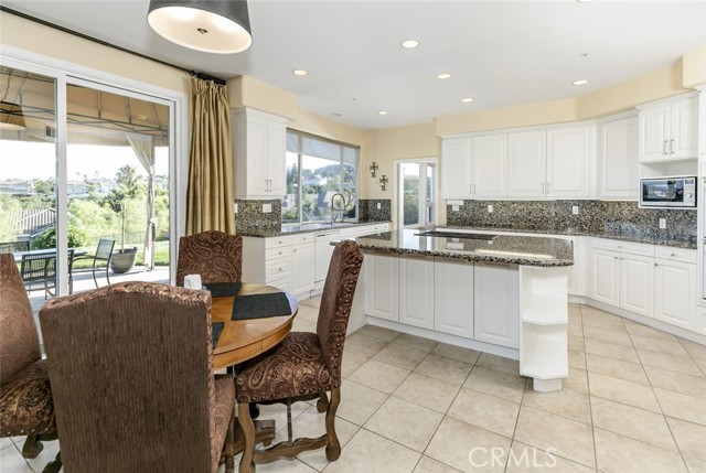 24736 Wooded Vista, West Hills CA: https://media.crmls.org/medias/a21849eb-19a4-4a8a-95c7-47f63104861a.jpg